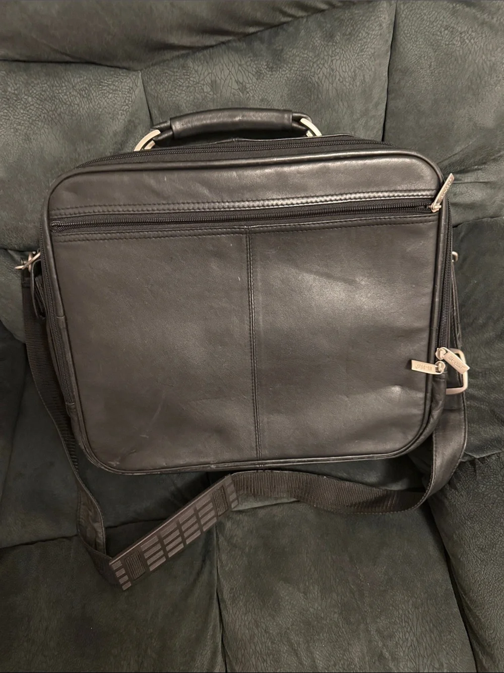 Black Leather Messenger Bag for Men - Professional Carry Case